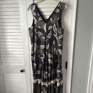Sleeveless Maxi Dress